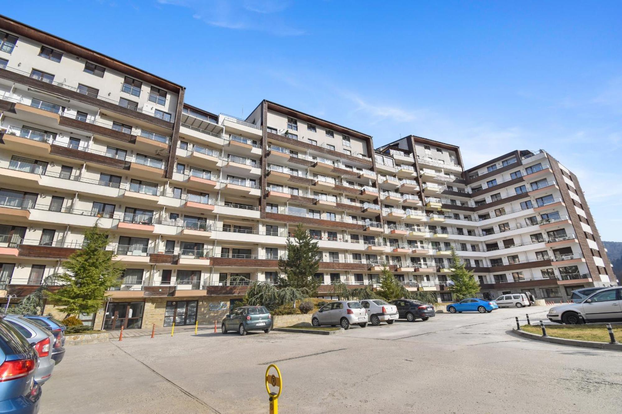 Apartament cu vedere la munte