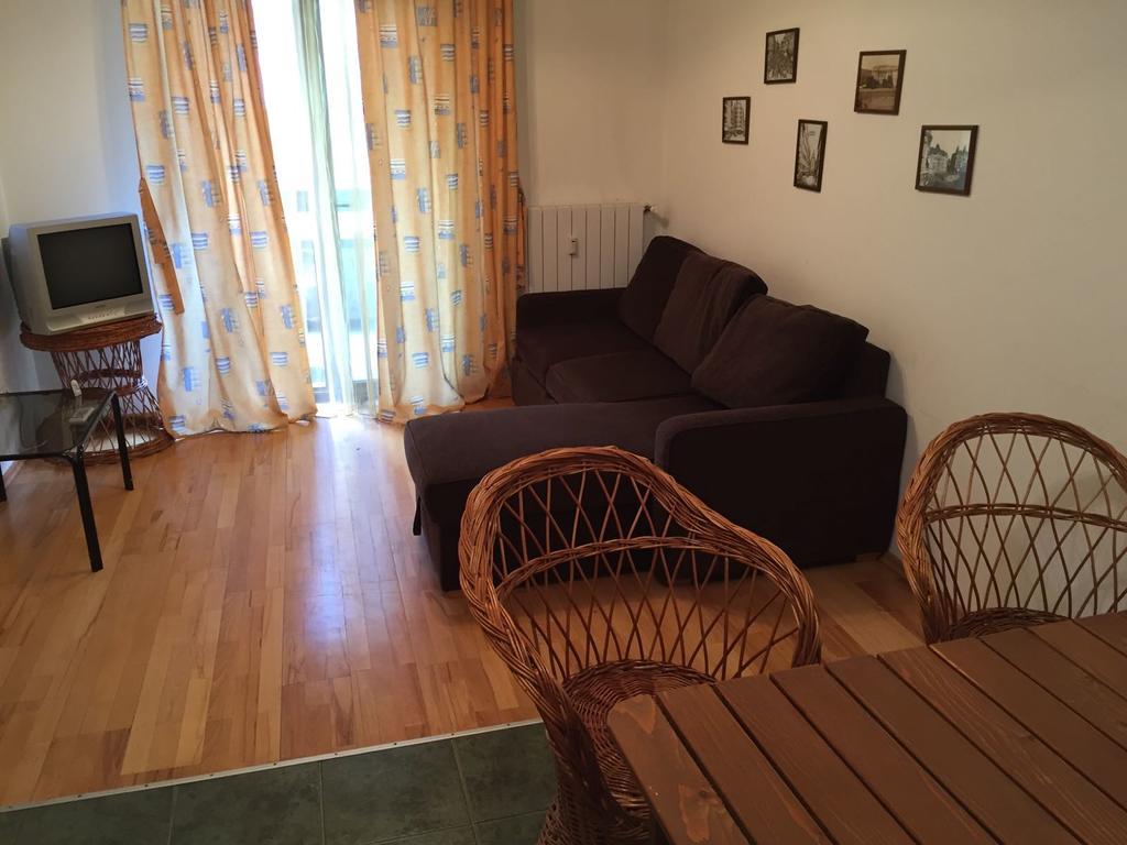Apartament cu balcon