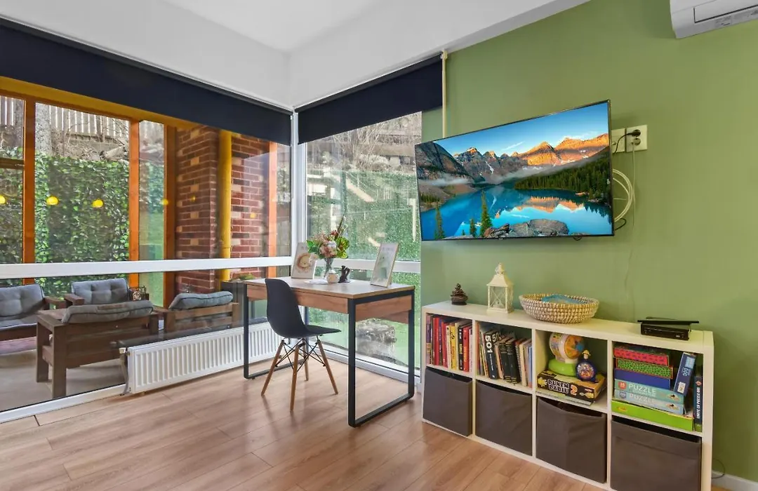 Asteri Garden & Terrace Apartment-1