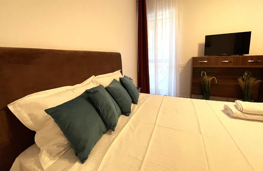Sinaia Walter 20 Apartment W Paid Pool And Free Parking-1