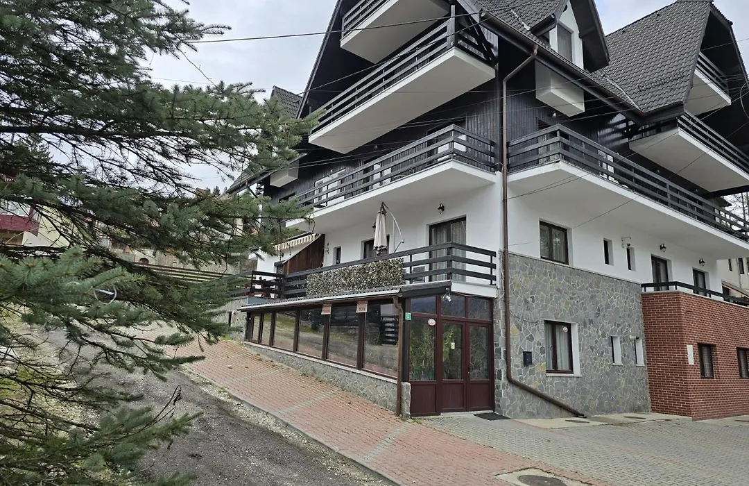 Garsonieră La Mănăstire-1