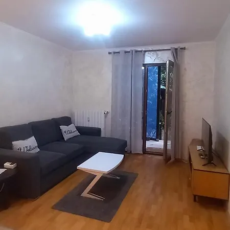 George Apartament Central cu gradina proprie-3