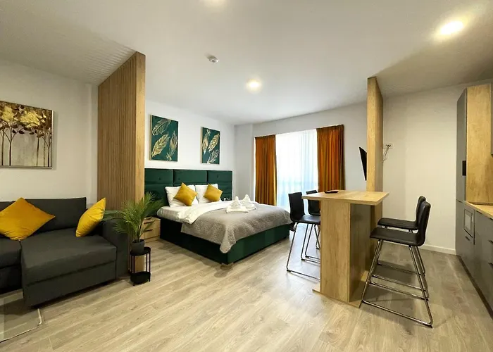 Green Charm Studio Sinaia