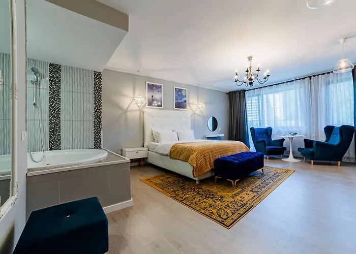 Romantic Jacuzzi Luxury Apartment Sinaia