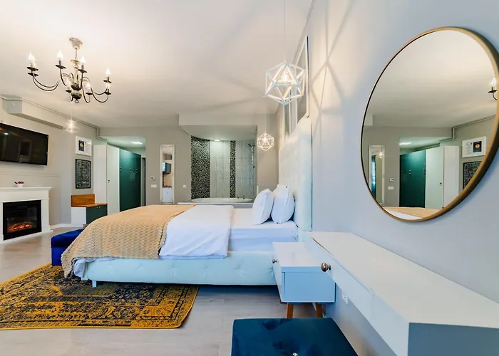 Romantic Jacuzzi Luxury Apartment Sinaia