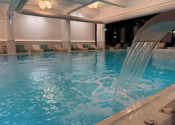 Apartament Erika Sinaia cu acces zona spa contra cost