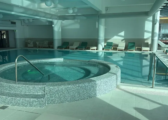Jacuzzi Belle View Sinaia-Free Parking Apartment