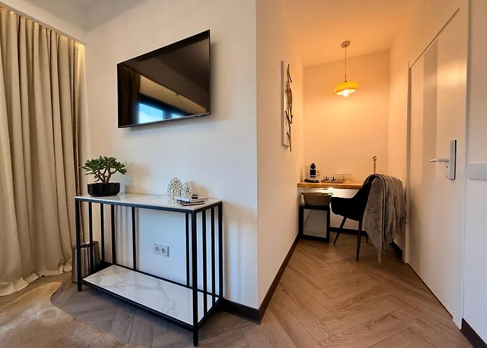 Greg Rooms Sinaia