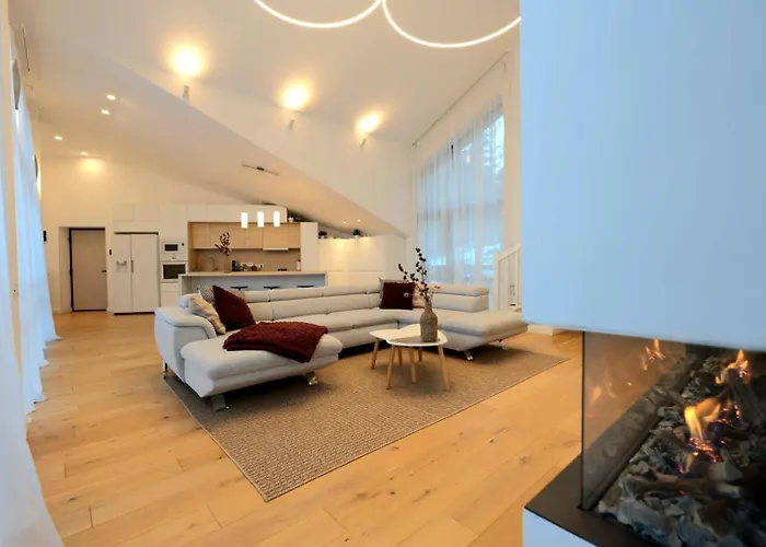 The Rock Complex - The Gallery Penthouse Sinaia